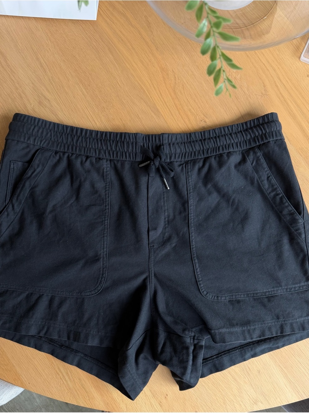Athleta Women’s Farralon Short- Elastic-Waist Casual Shorts